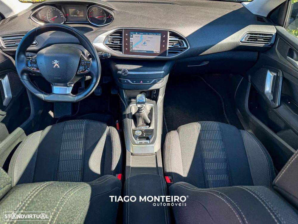 Peugeot 308 BlueHDi FAP 120 Stop&Start Winter Edition - 28