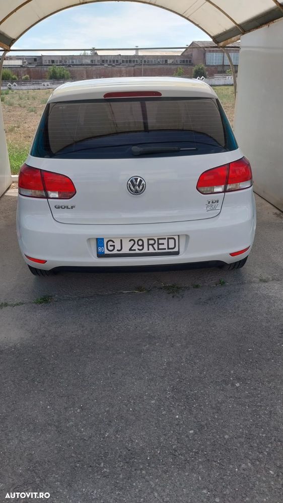 Volkswagen Golf 1.6 TDI DPF Trendline - 4