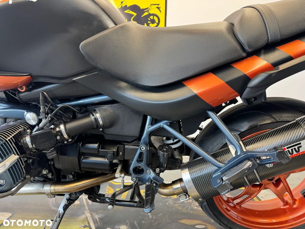 BMW R - 24
