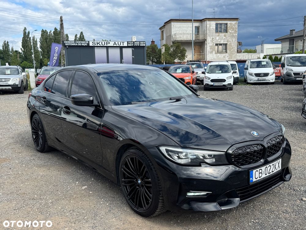 BMW Seria 3 318d Sport Line Shadow - 34