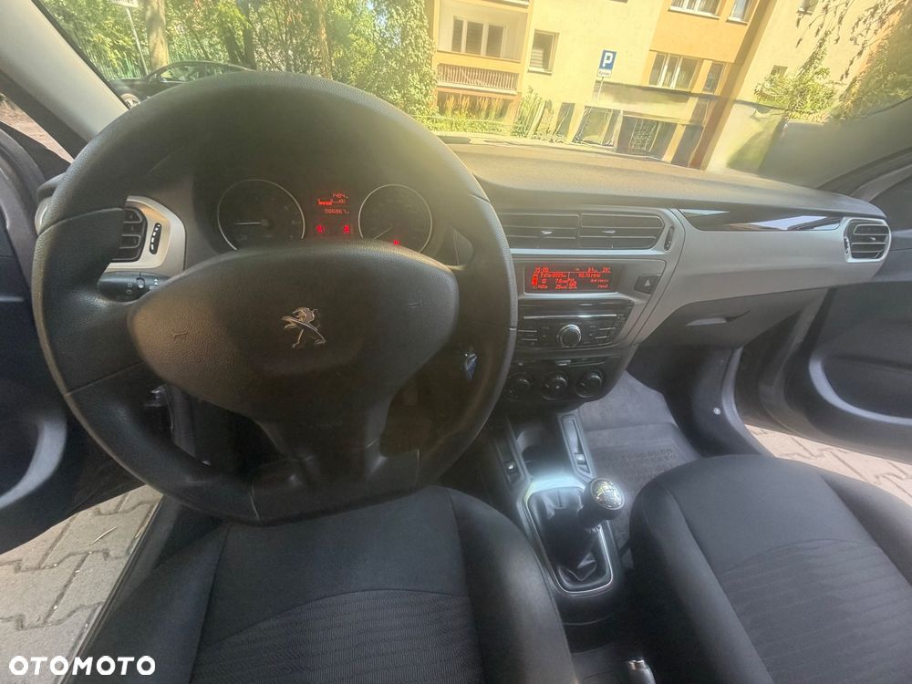 Peugeot 301 1.2 Pure Tech Active - 7