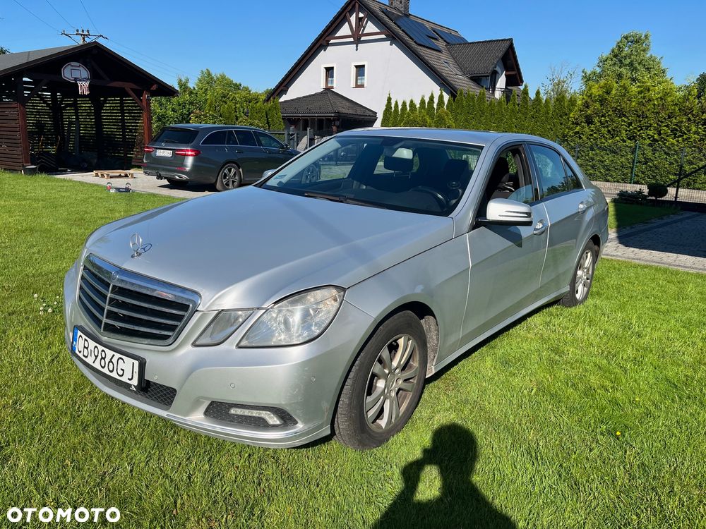 Mercedes-Benz Klasa E 220 CDI BlueEff Elegance - 1