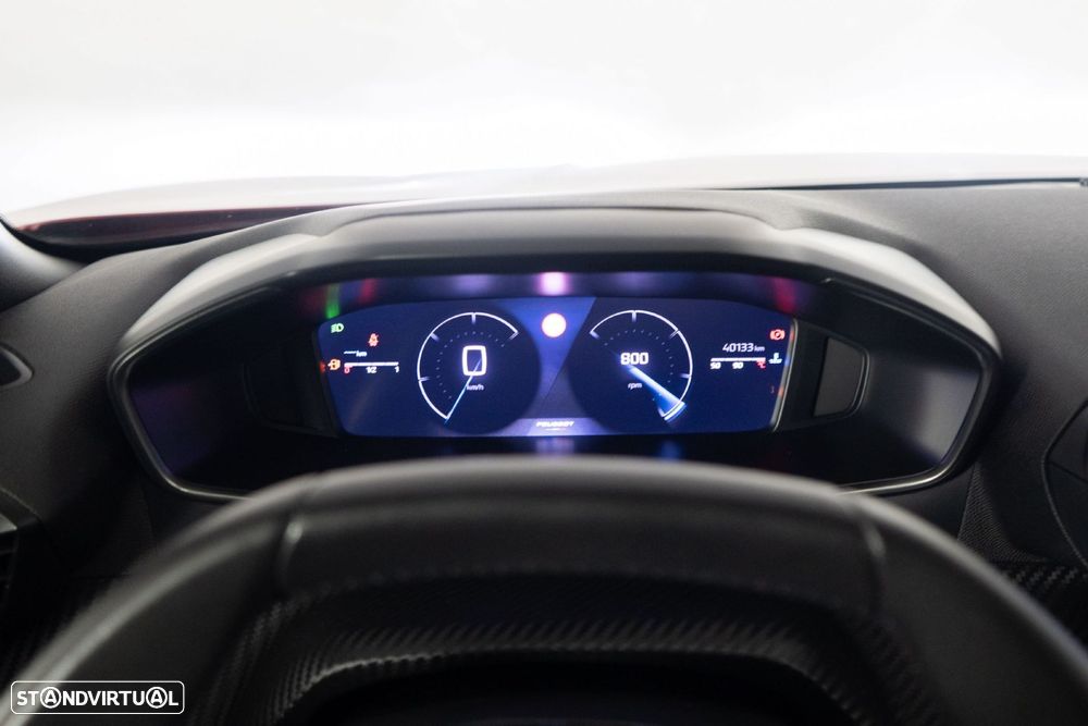 Peugeot 2008 1.2 PureTech Allure Pack - 28