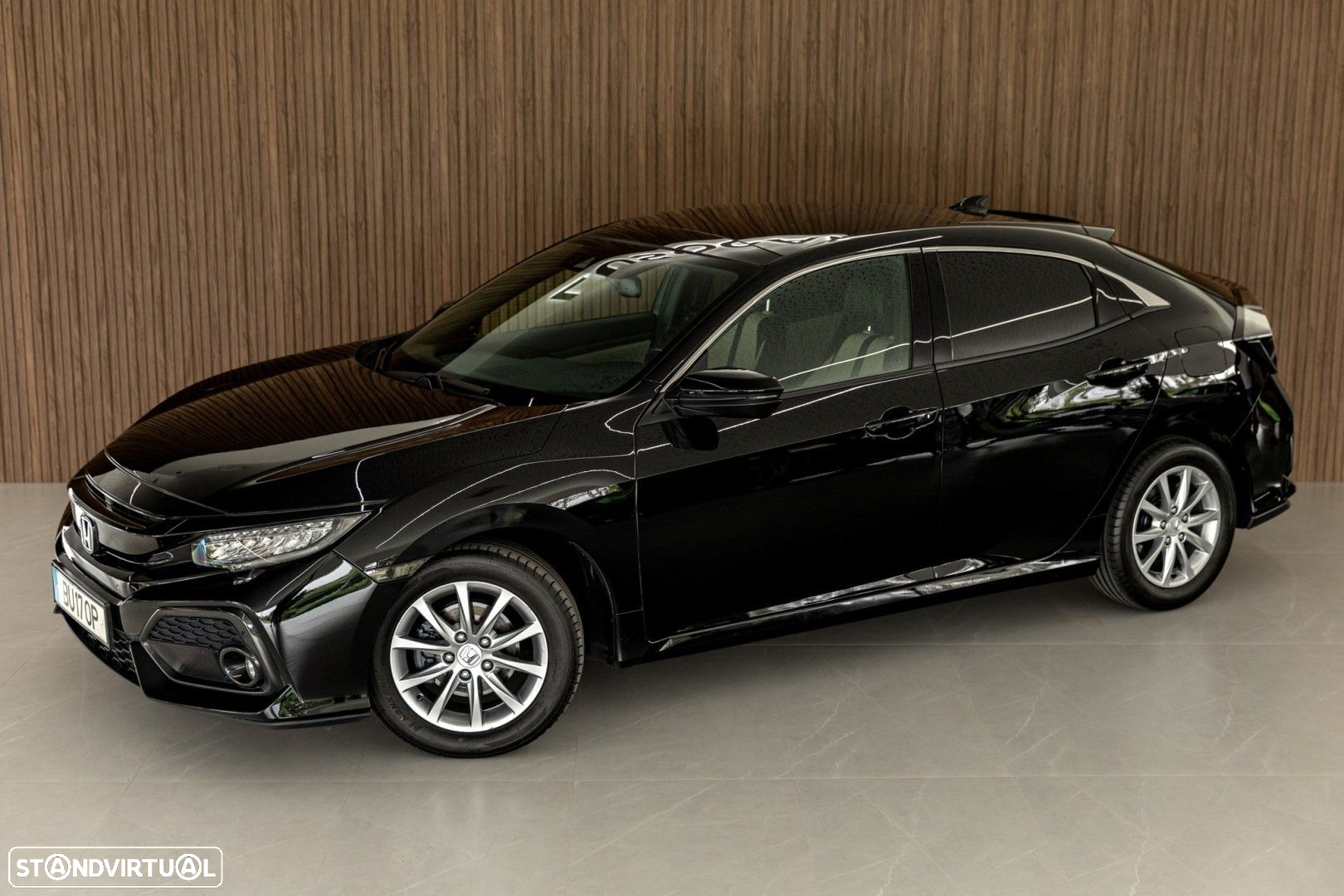 Honda Civic 1.0 i-VTEC Executive Premium - 34
