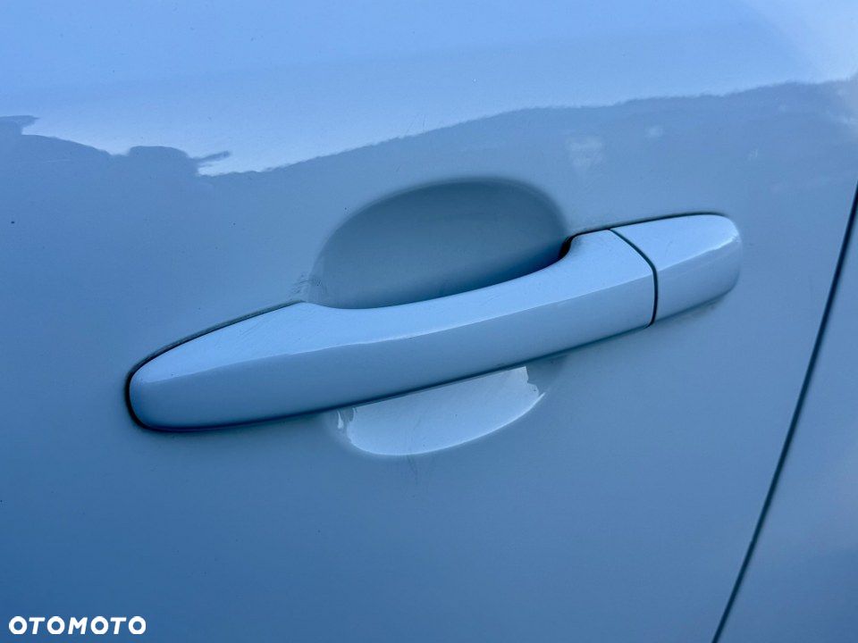 Volvo V40 T3 Summum - 13