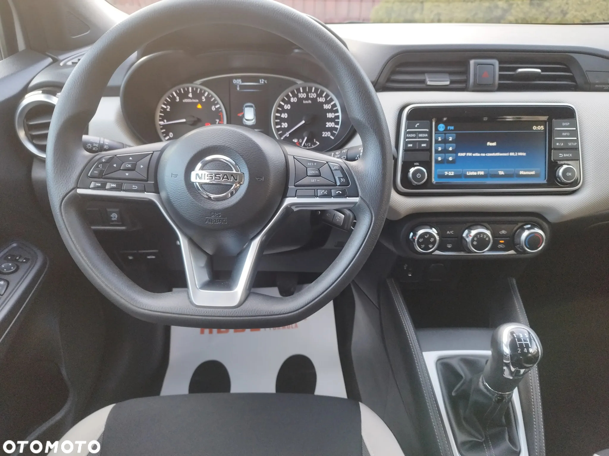 Nissan Micra - 24