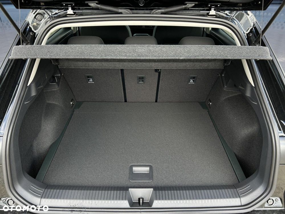 Volkswagen T-Roc 1.5 eTSI Life DSG - 30
