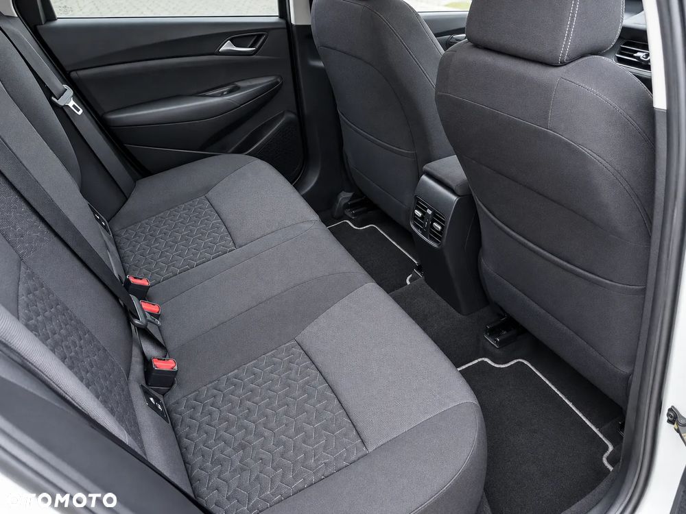 Toyota Corolla 2.0 Hybrid Comfort - 14