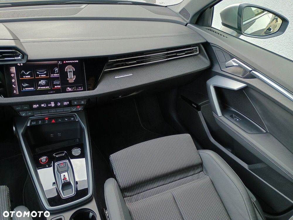 Audi S3 Sportback - 16
