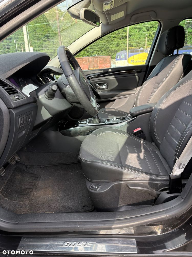 Renault Laguna dCi 150 FAP Bose - 13