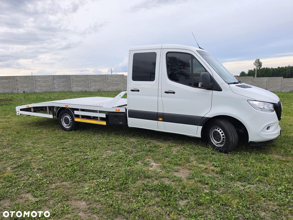 Mercedes-Benz Sprinter 907 - 3