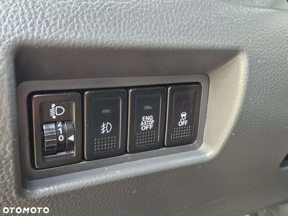 Suzuki Swift - 25