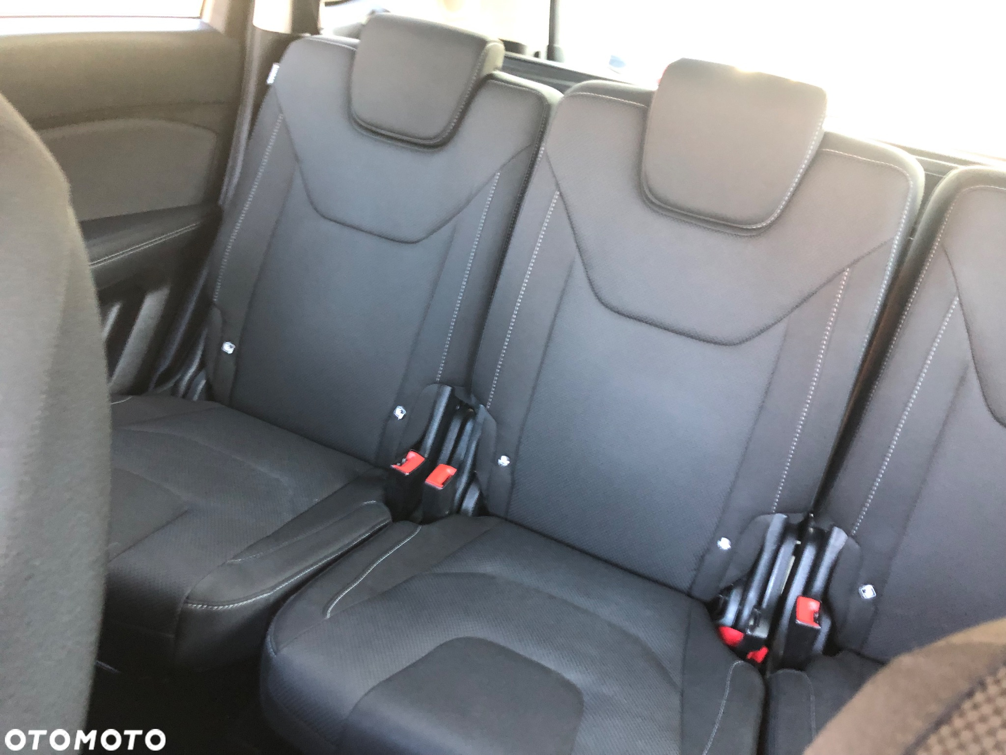Ford S-Max 2.0 EcoBlue Titanium - 21