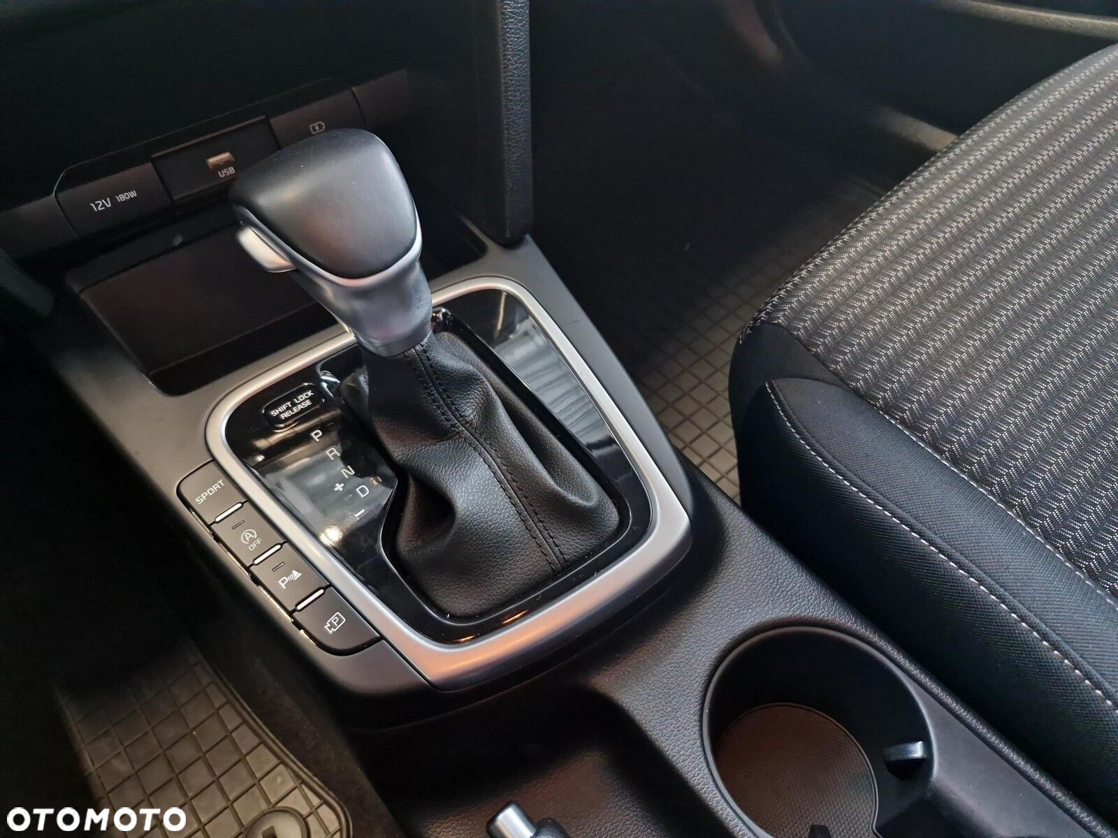 Kia Ceed 1.5 T-GDI M DCT - 15