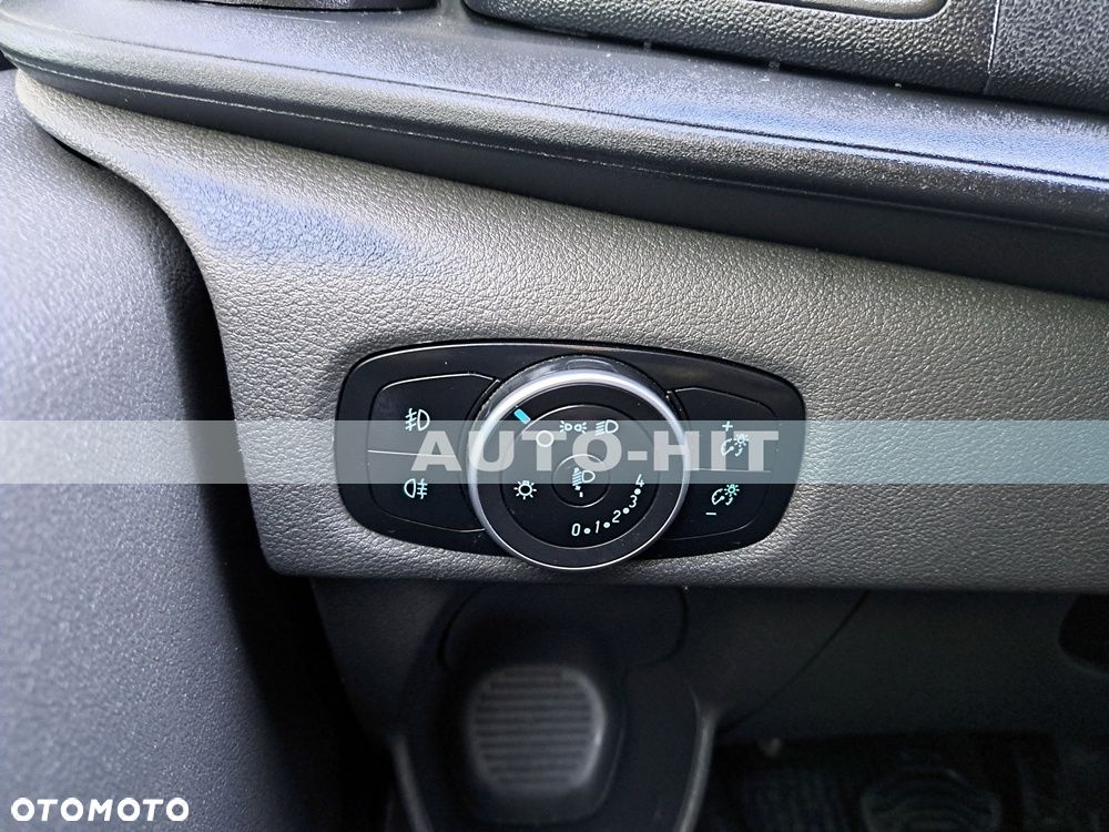 Ford Transit - 28