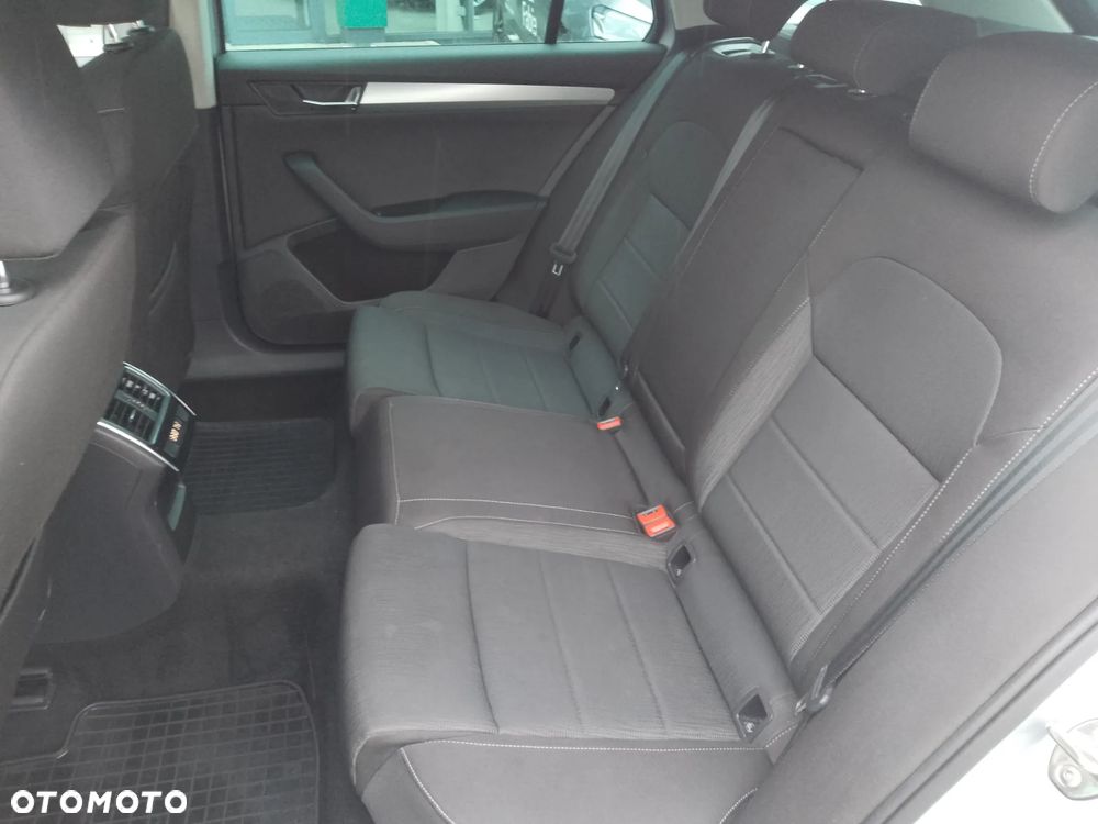 Skoda Superb 1.5 TSI ACT Ambition - 20