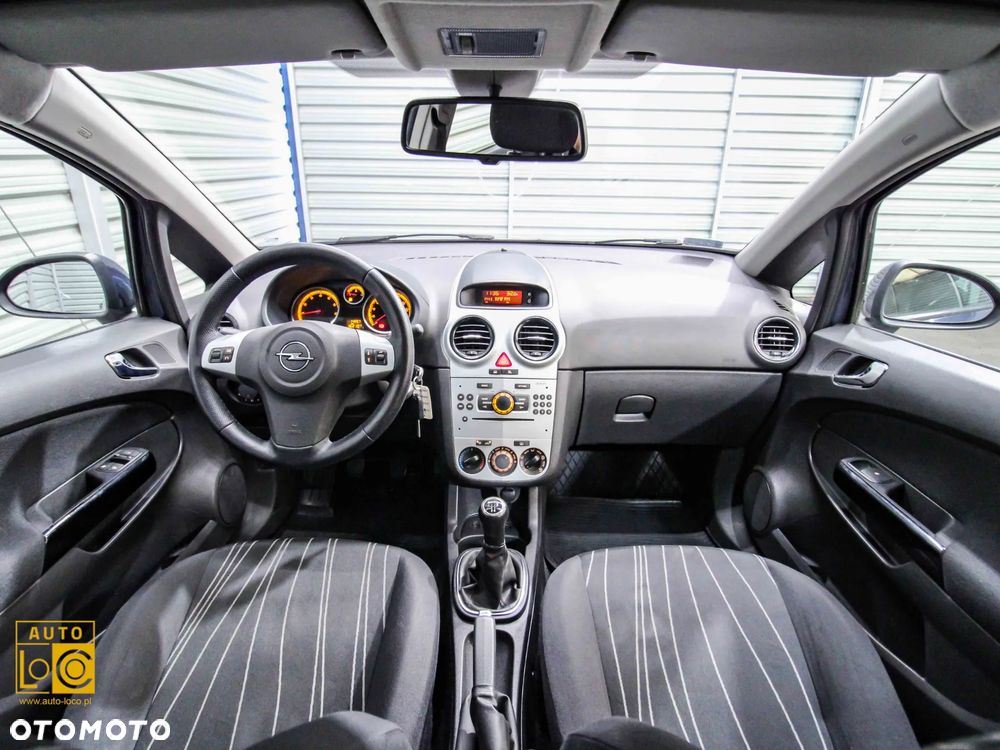 Opel Corsa 1.4 16V Innovation - 4