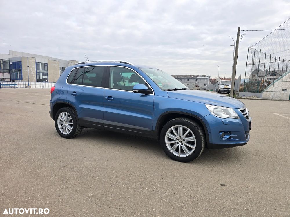 Volkswagen Tiguan - 5