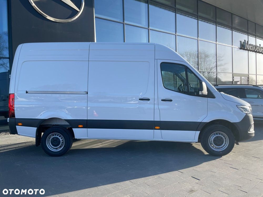 Mercedes-Benz Sprinter 319 CDI Reflektory LED Hak Tachograf - 2