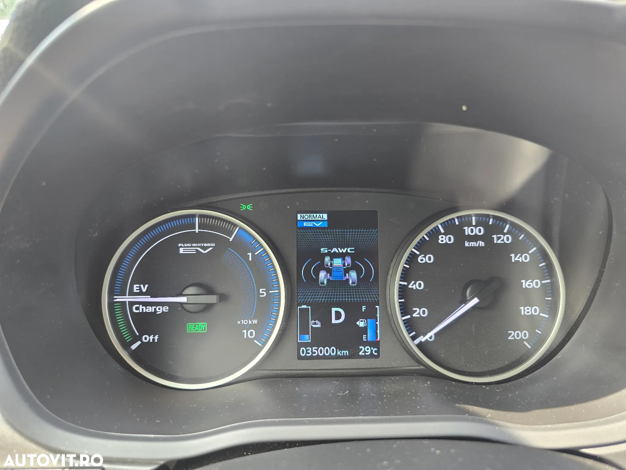 Mitsubishi Eclipse-Cross Plug-In Hybrid 4WD Basis - 23