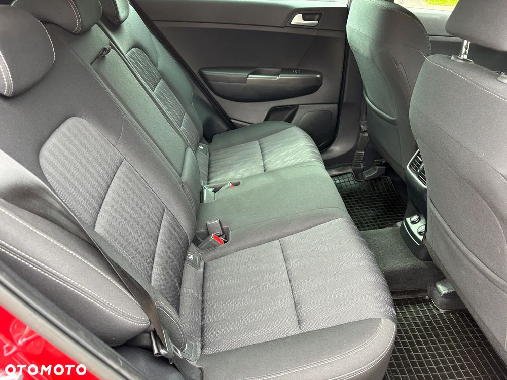 Kia Sportage 1.6 CRDI MHEV Business Line 4WD DCT - 17
