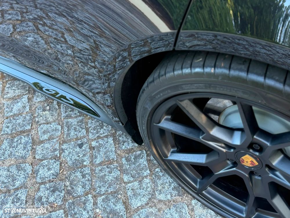 Porsche Taycan Sport Turismo GTS - 15