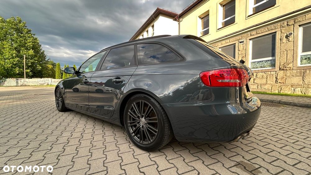 Audi A4 Avant 2.0 TDI - 12