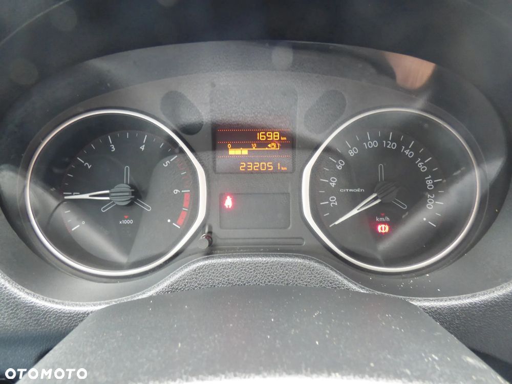 Citroën C-Elysée 1.6 BlueHDi Feel - 9