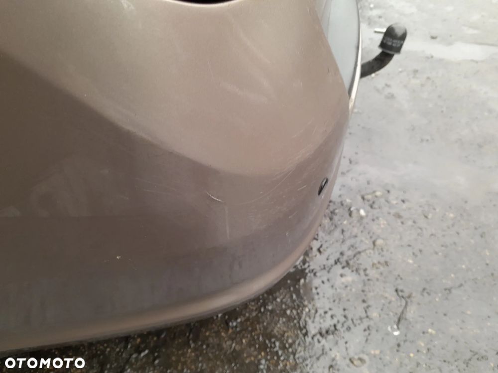 Zderzak tylny KIA Ceed I kombi 06-12r. 8Q PDC - 4