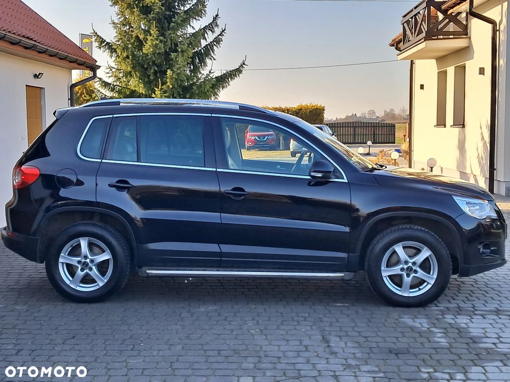 Volkswagen Tiguan - 4