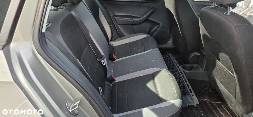 SKODA RAPID fotel lewy lub prawy przód europa - 6