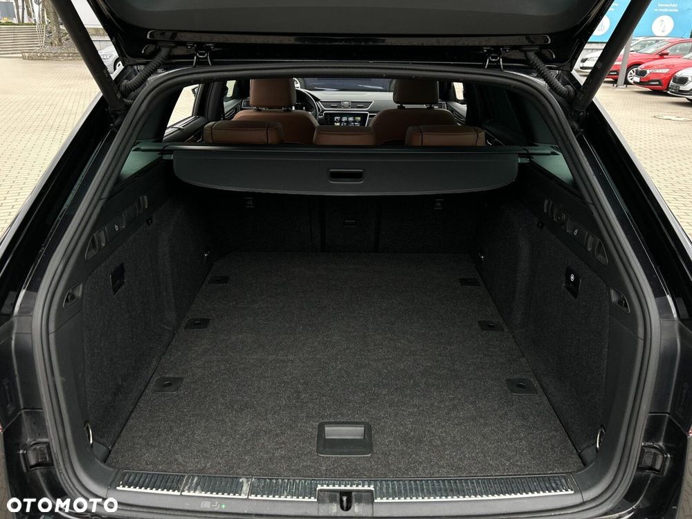 Skoda Superb 2.0 TDI SCR L&K DSG - 37