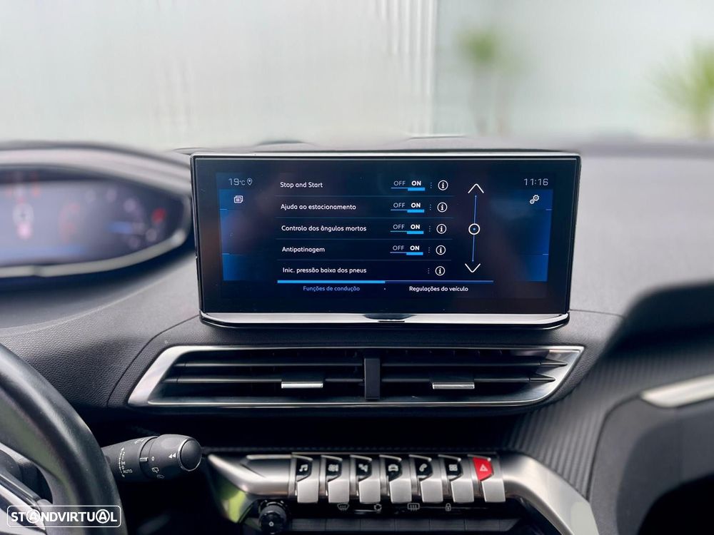 Peugeot 3008 1.5 BlueHDi Allure EAT8 - 20