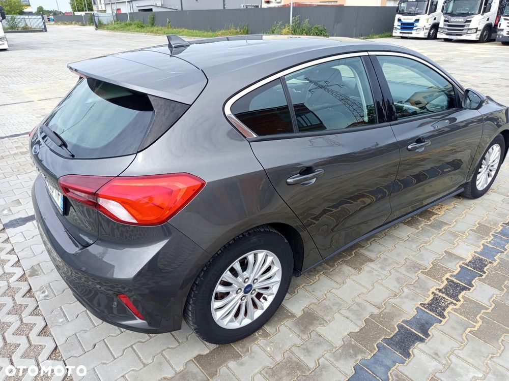 Ford Focus - 4