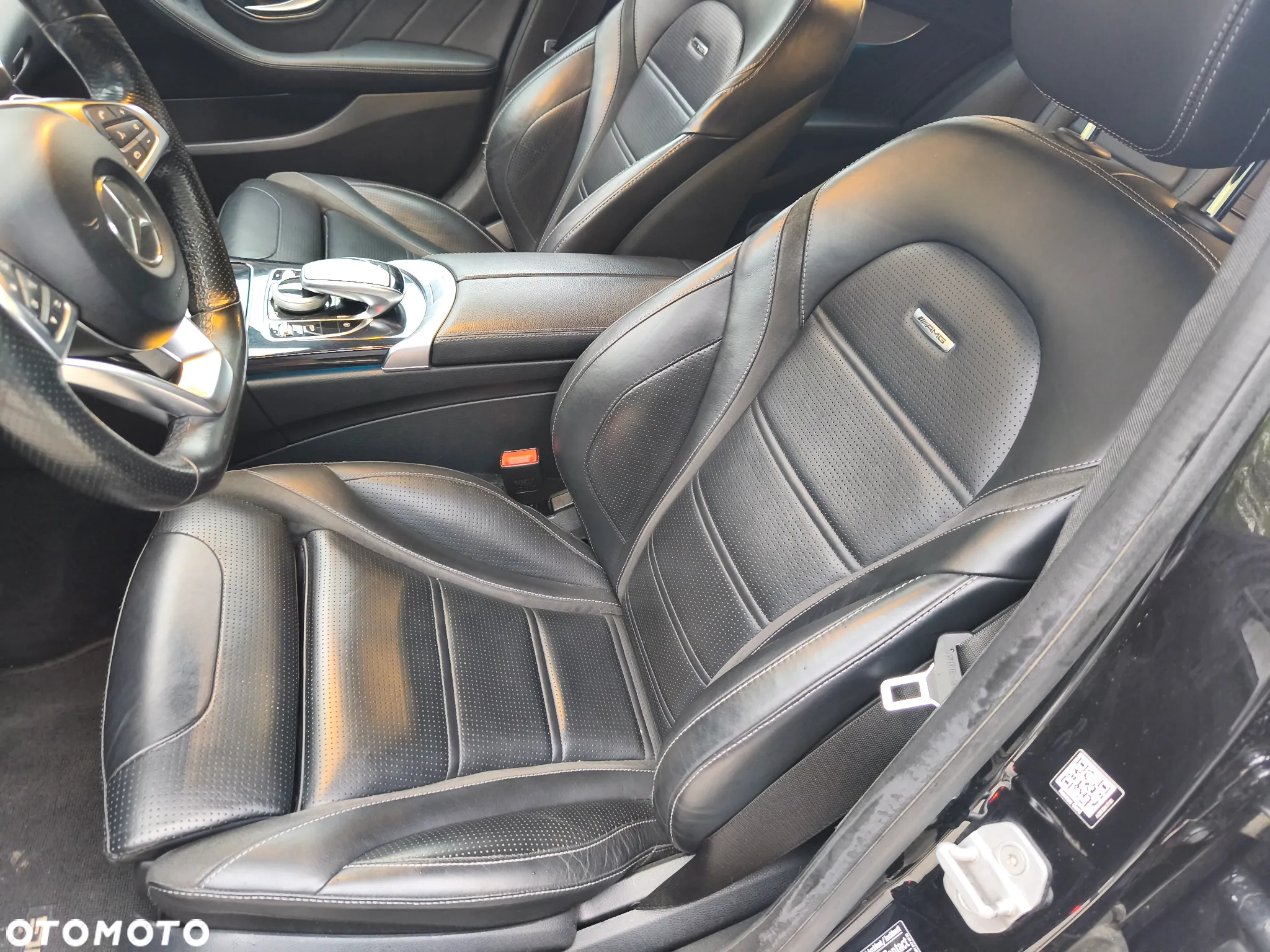 Mercedes-Benz Klasa C 450 AMG 4-Matic 7G-TRONIC - 22