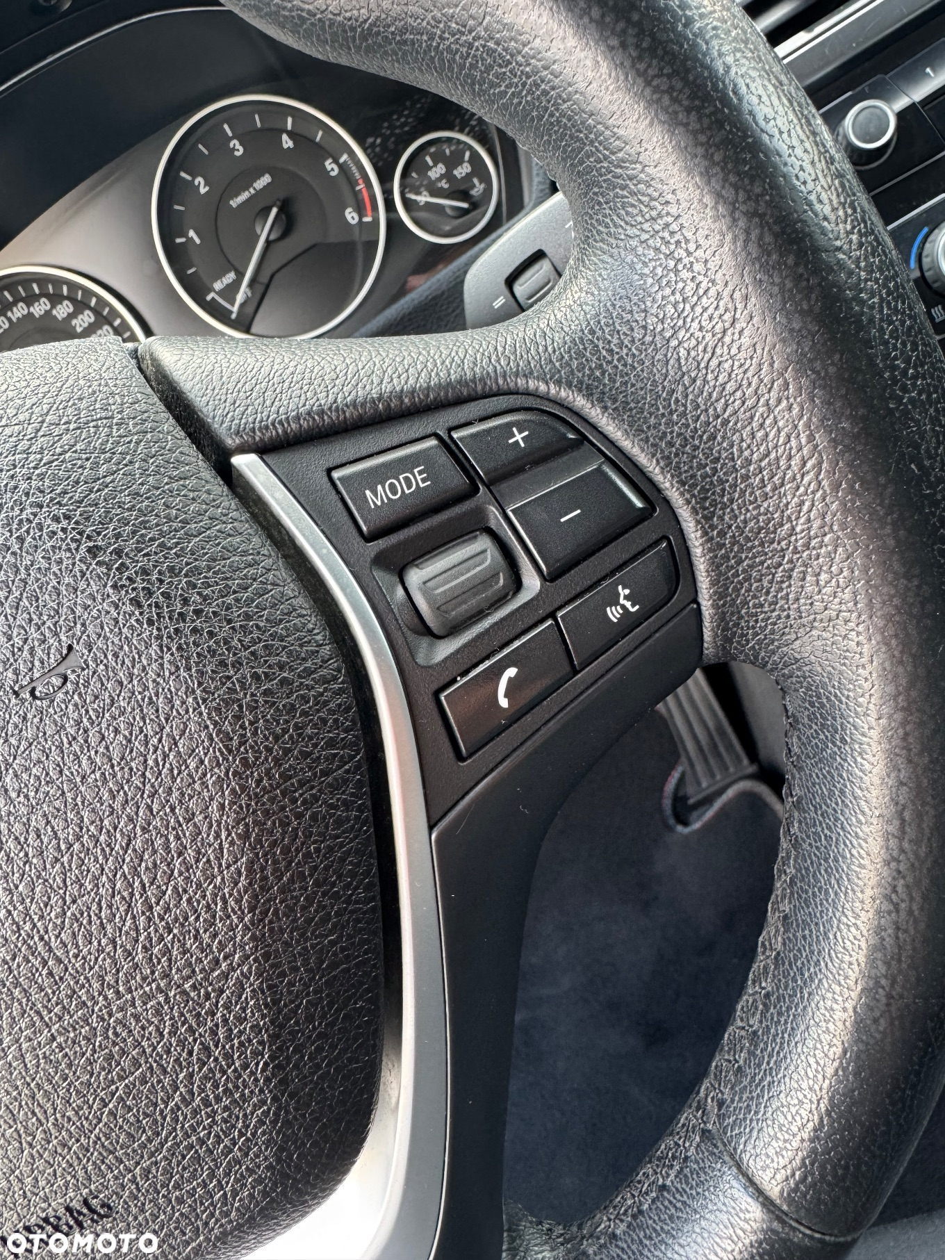 BMW Seria 3 320d xDrive - 19