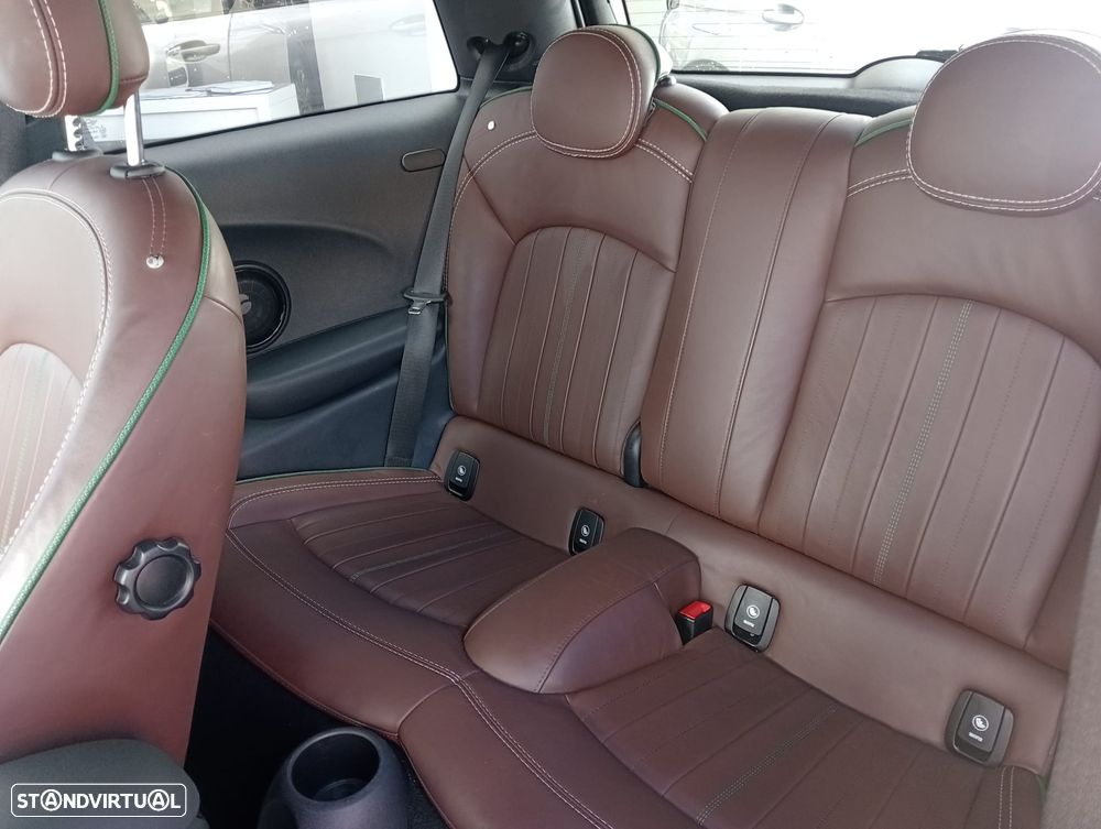 MINI 3 Portas Cooper Aut. 60 Years - 16