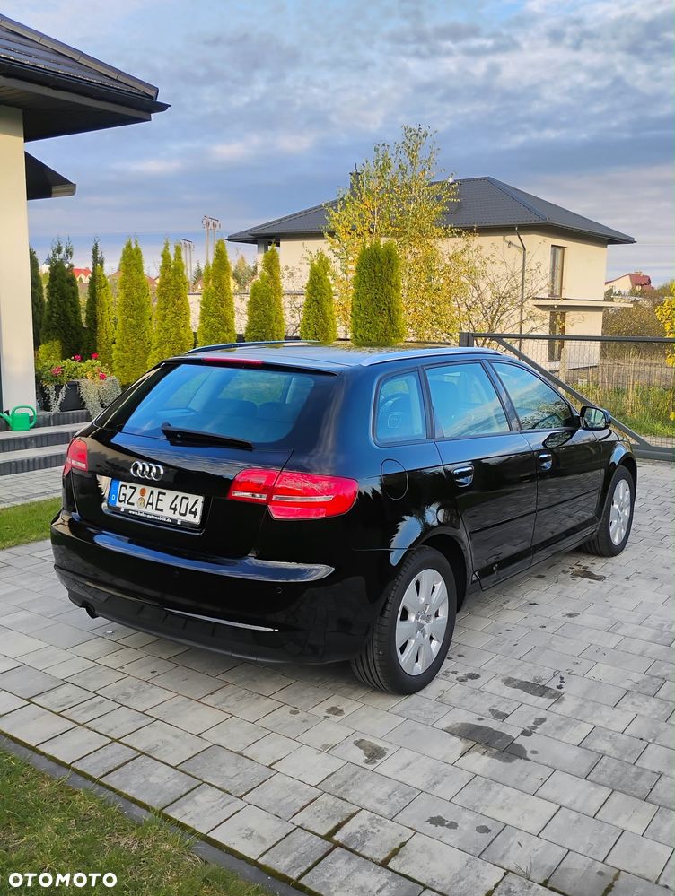 Audi A3 Sportback - 6