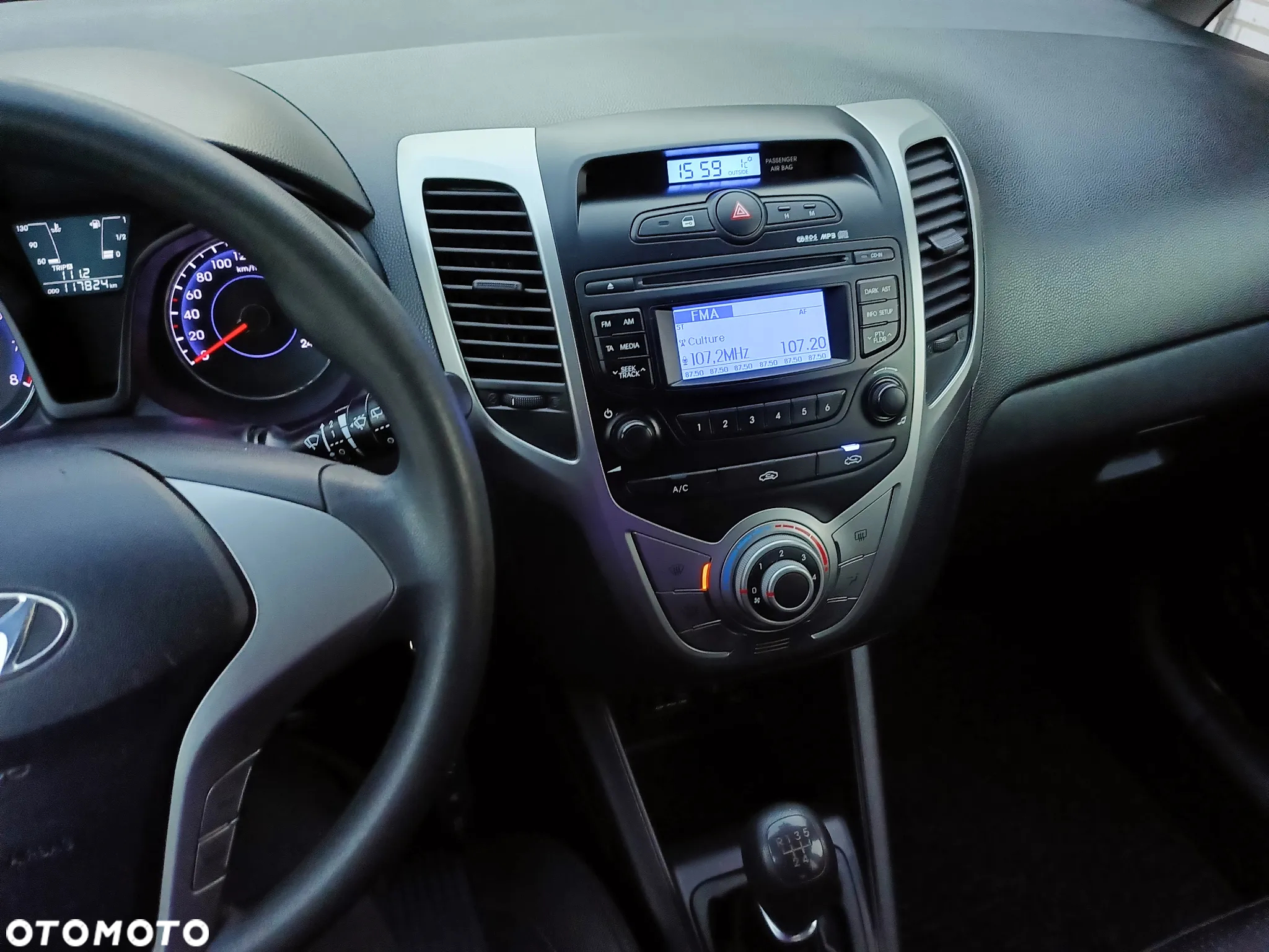 Hyundai ix20 1.4 Classic + - 17
