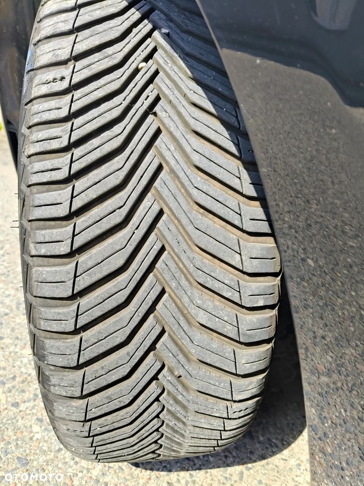 BMW Seria 3 318d - 25