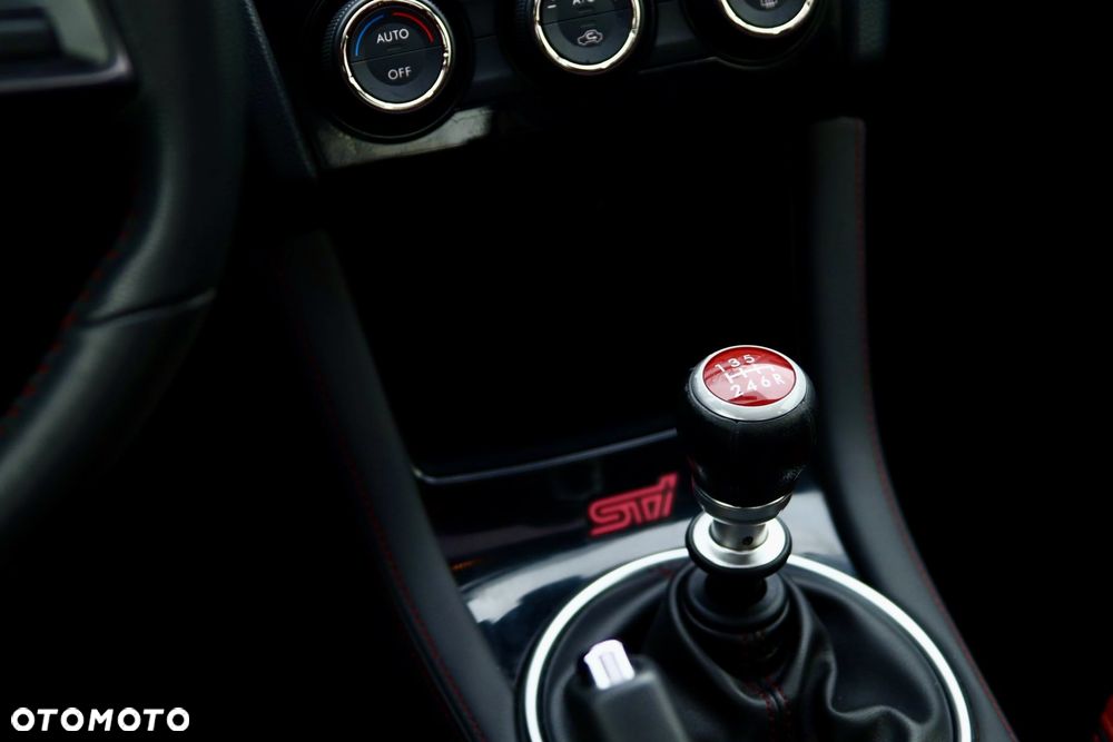 Subaru WRX STI 2.5 Exclusive - 11