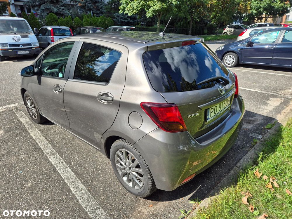 Toyota Yaris 1.33 Premium - 7