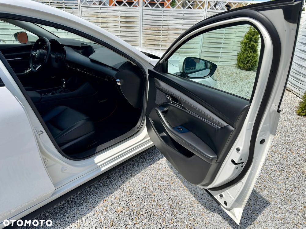 Mazda 3 - 32