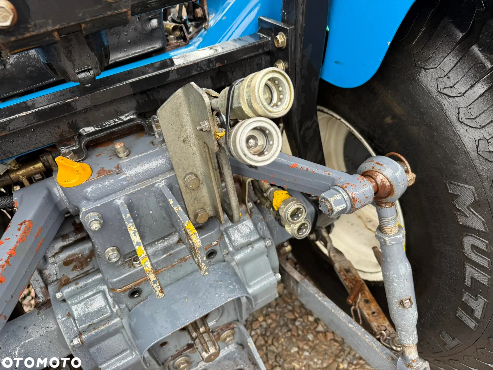 New Holland TC - 22