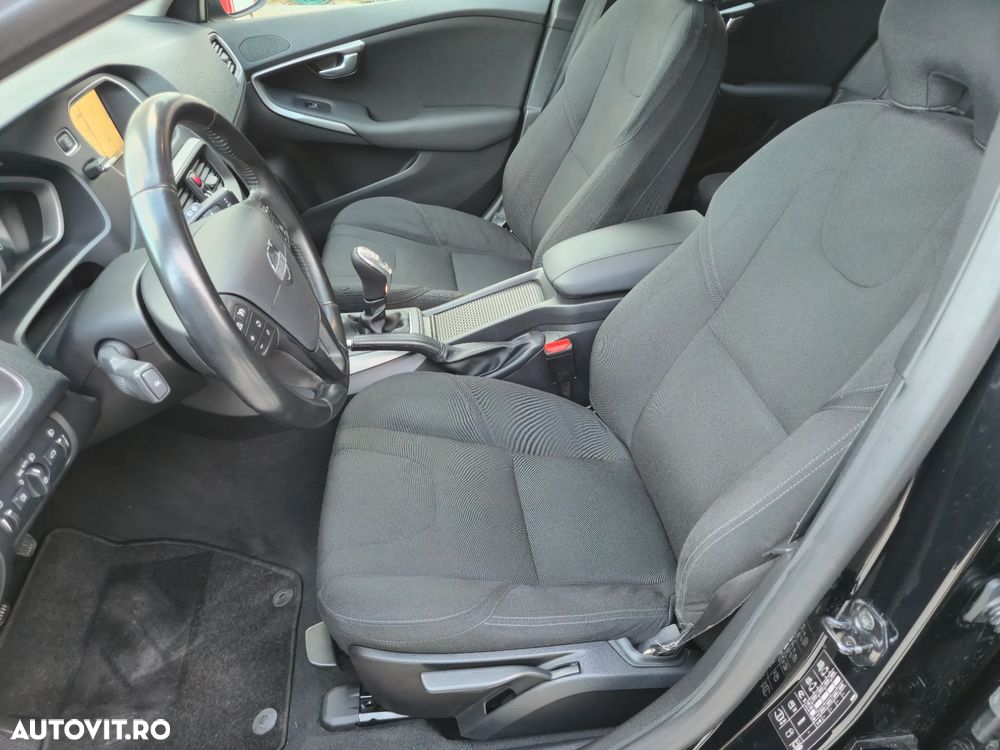 Volvo V40 D2 Kinetic - 15
