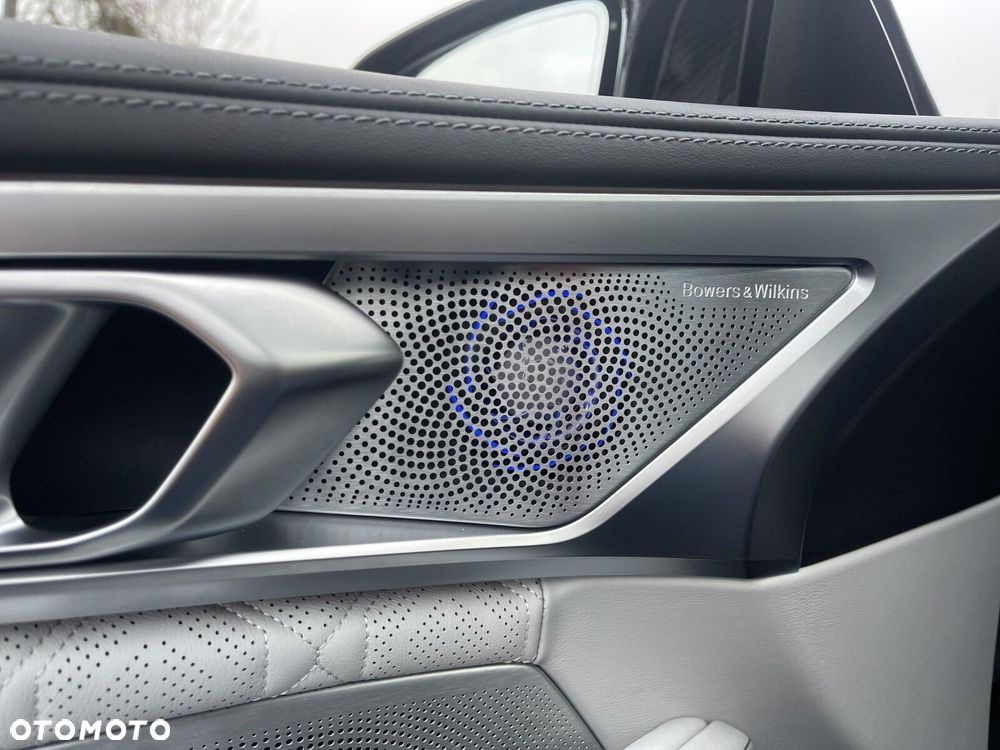 BMW M8 Competition - 14