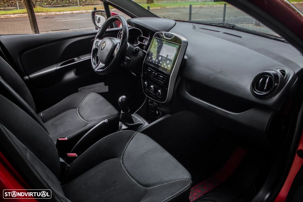 Renault Clio Sport Tourer 1.5 dCi Limited - 26