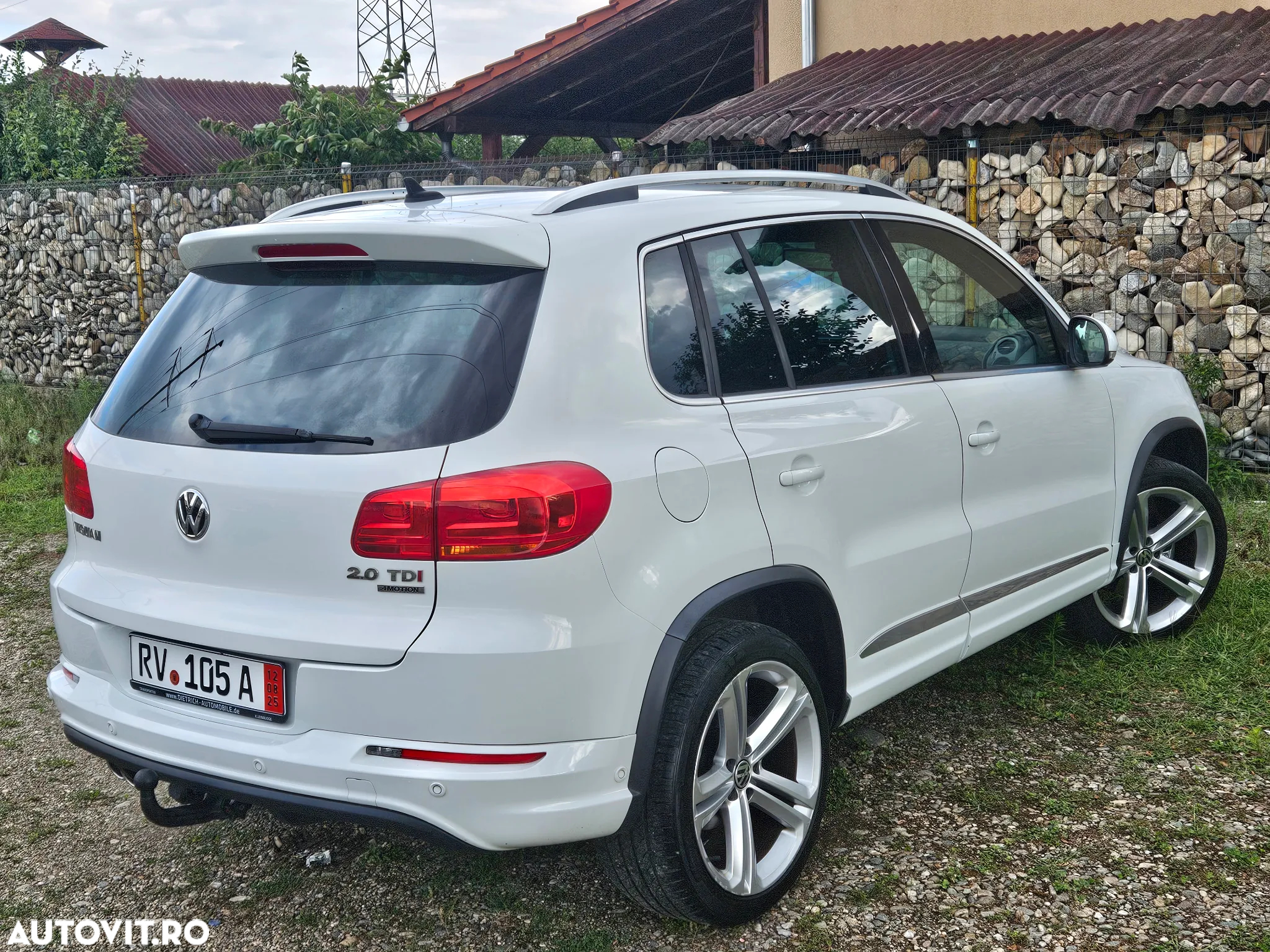 Volkswagen Tiguan - 3