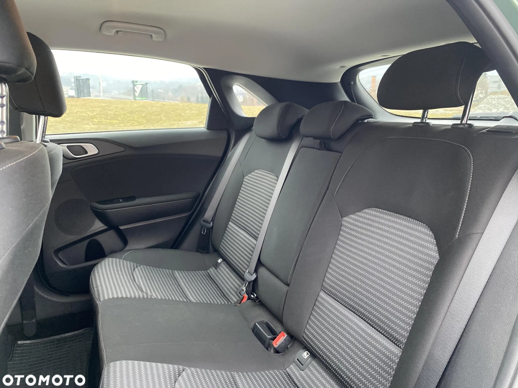 Kia Ceed 1.0 T-GDI M - 10