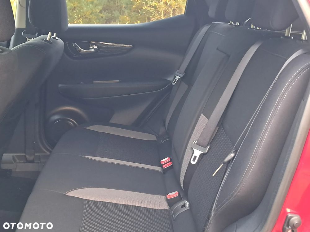Nissan Qashqai 1.3 DIG-T MHEV N-Connecta - 18